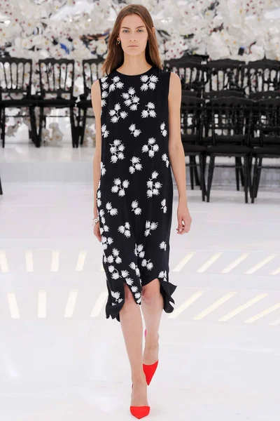 Look 46
